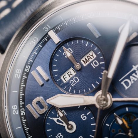 Davosa-Newton-Pilot-Moonphase-Chronograph-Limited-Edition-Watc